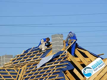 Çatı onarımı, mevcut bir çatının hasar görmüş veya yıpranmış bölgelerinin tamir edilmesi değişim işlemidir.